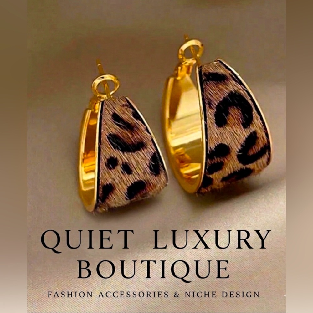 ✨NEW Hypoallergenic Gold & Leopard Hoop Earrings - Picture 1 of 7